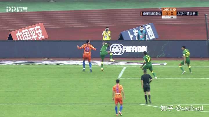 包含绿城客场战平鲁能，近期中超战绩有所回升的词条