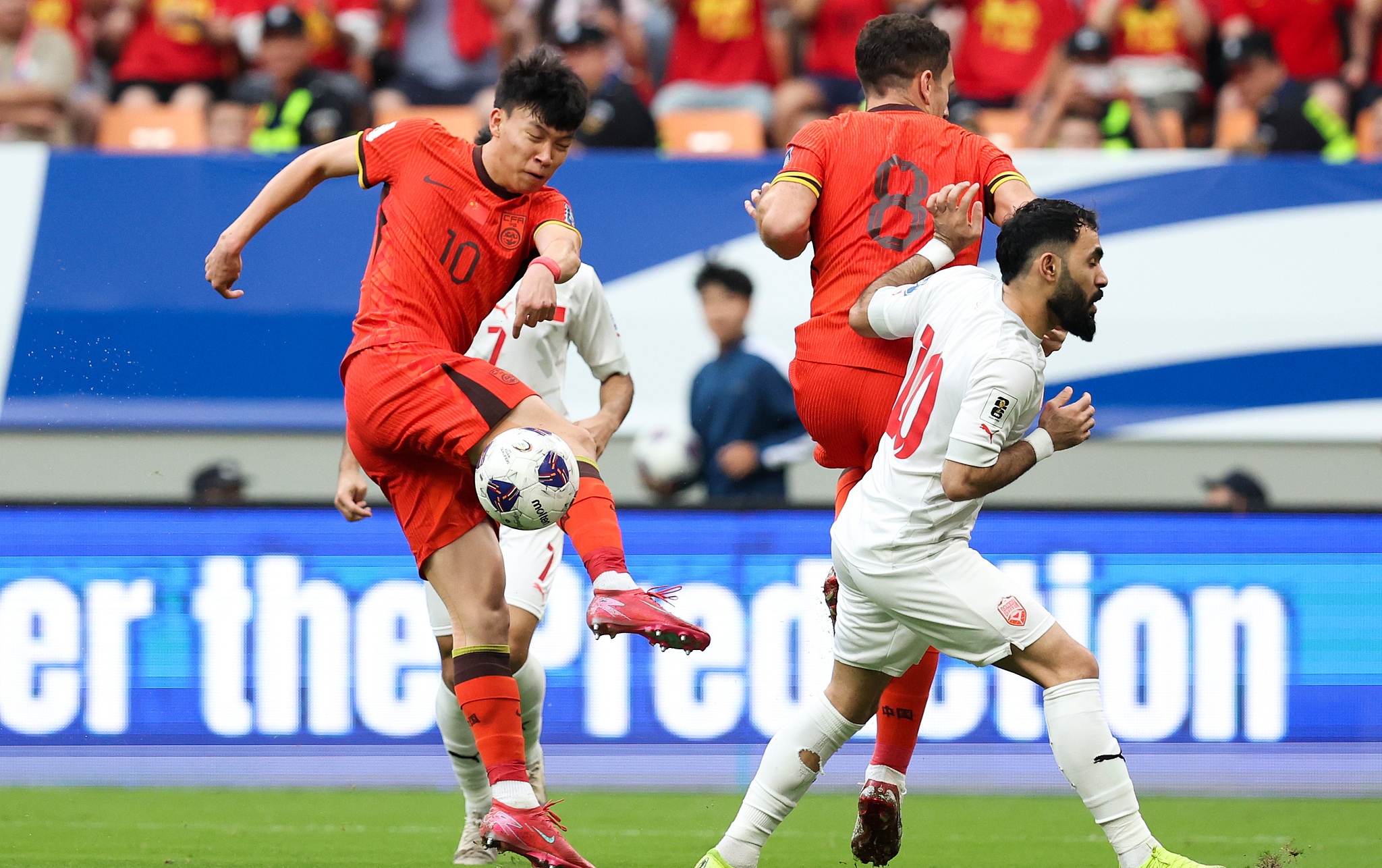 包含韩国男足队员战胜比利时，取得重要胜利的词条