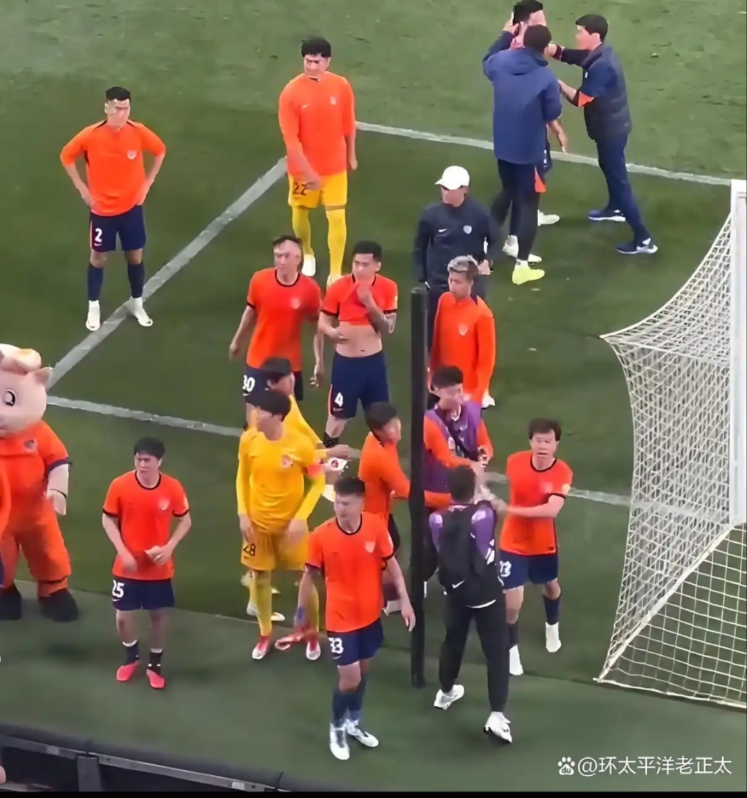 关于豪门球队实力碰撞，比赛场面火爆激烈的信息