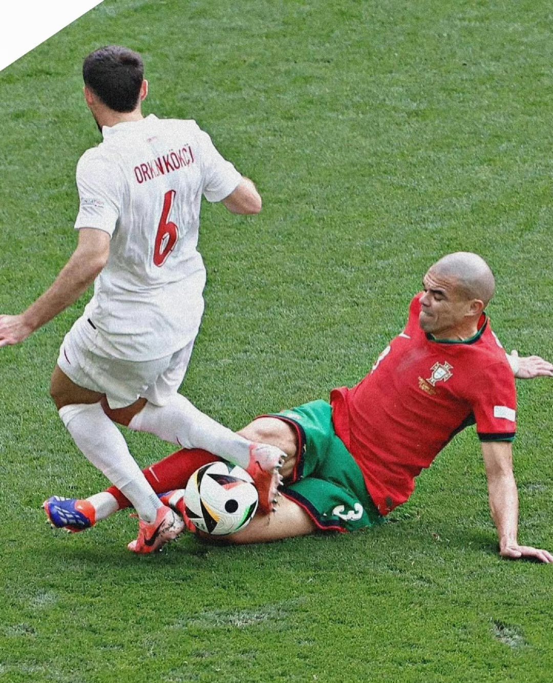 九游竞技-守门员连续扑出关键球，帮助球队实现胜利的简单介绍