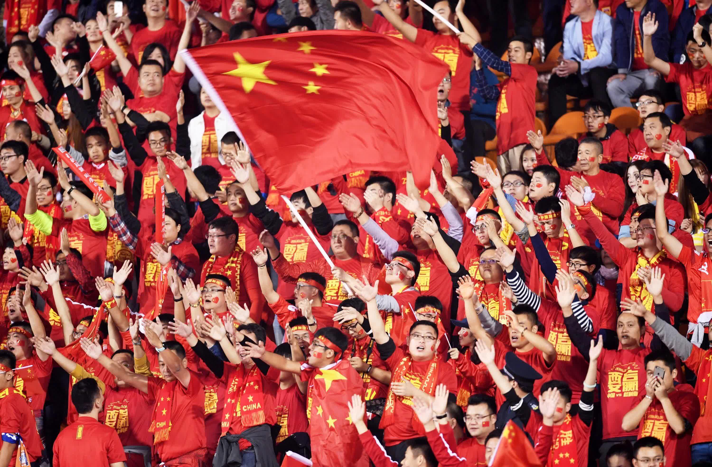 球队备战忐忑，在场上敞开胸怀的简单介绍